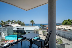 Deluxe-Suite, Whirlpool, Meerblick | Balkon