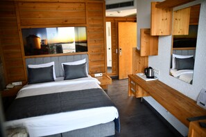 1 habitación, minibar, caja de seguridad en la habitación y escritorio