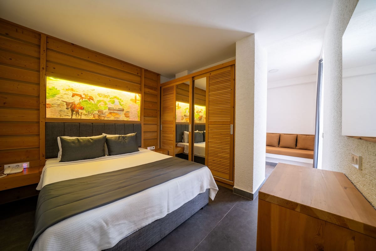 Family Quadruple Room, Balcony, Garden View
