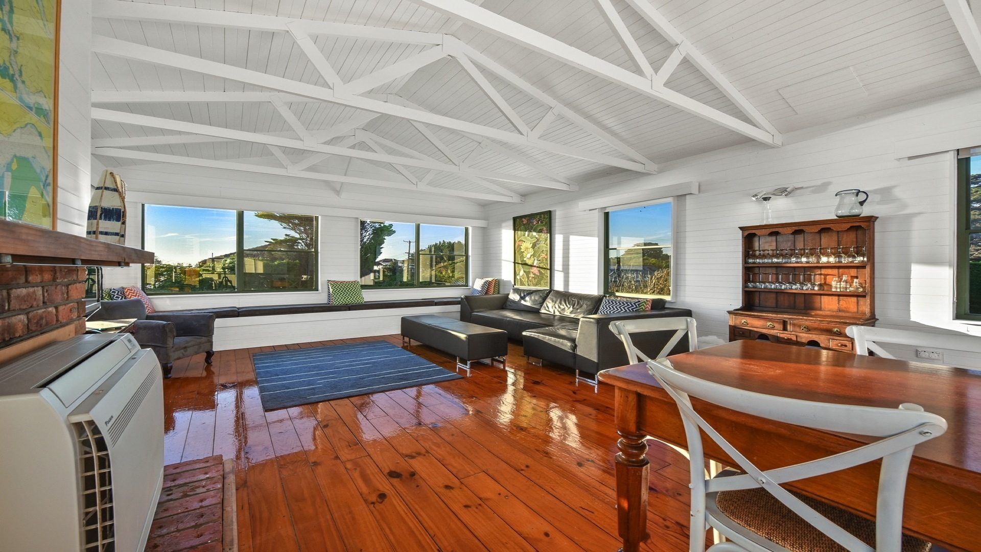 Private beach access — image 15