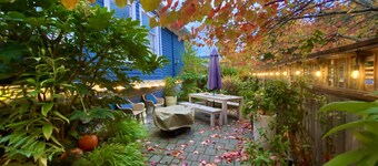 Boutique Chic Garden Retreat a Fremont Oasis w/ a BBQ, fire pit & outdoor dining