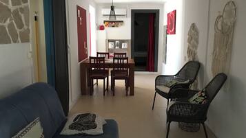 Reproductor de DVD i llibres