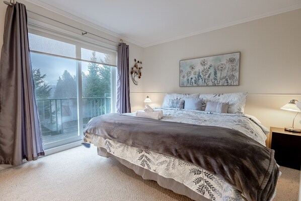 3 soverom, strykejern/-brett, reiseseng for barn og wi-fi (inkludert)