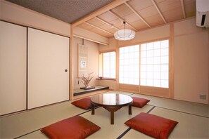 Dining - 5-Star Kyomachiya with Private Garden next to Nijo Castle-Max 9P (Kyoto)
