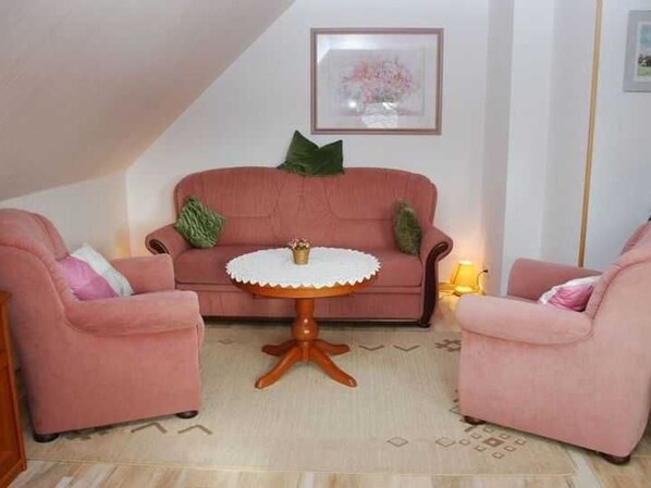 Unclassified image, 1 of 12, button