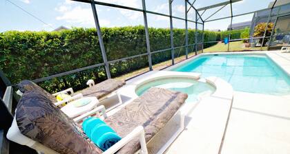 Solar Powered Villa Near Disney, South Pool/Spa