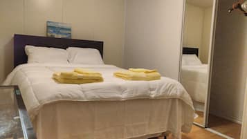 1 Schlafzimmer, Schreibtisch, Bügeleisen/Bügelbrett, kostenloses WLAN