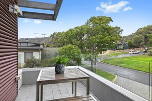 Outdoor dining - Surf Central (Lorne)