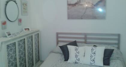 BIJOUX HOUSE 3 DBLE BEDROOMS/2 SHOWERS+WC/FABBEACHES/ALL TRANSPORT LINKS