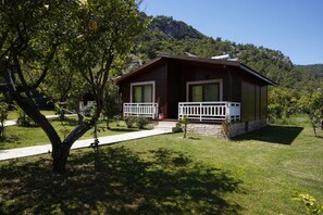 Villa | Soundproofing, iron/ironing board, free WiFi, bed sheets - Cirali Villas 2 (Kemer)