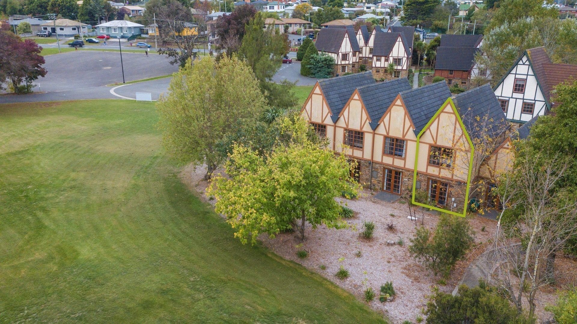 Short drive to the Launceston CBD — image 21