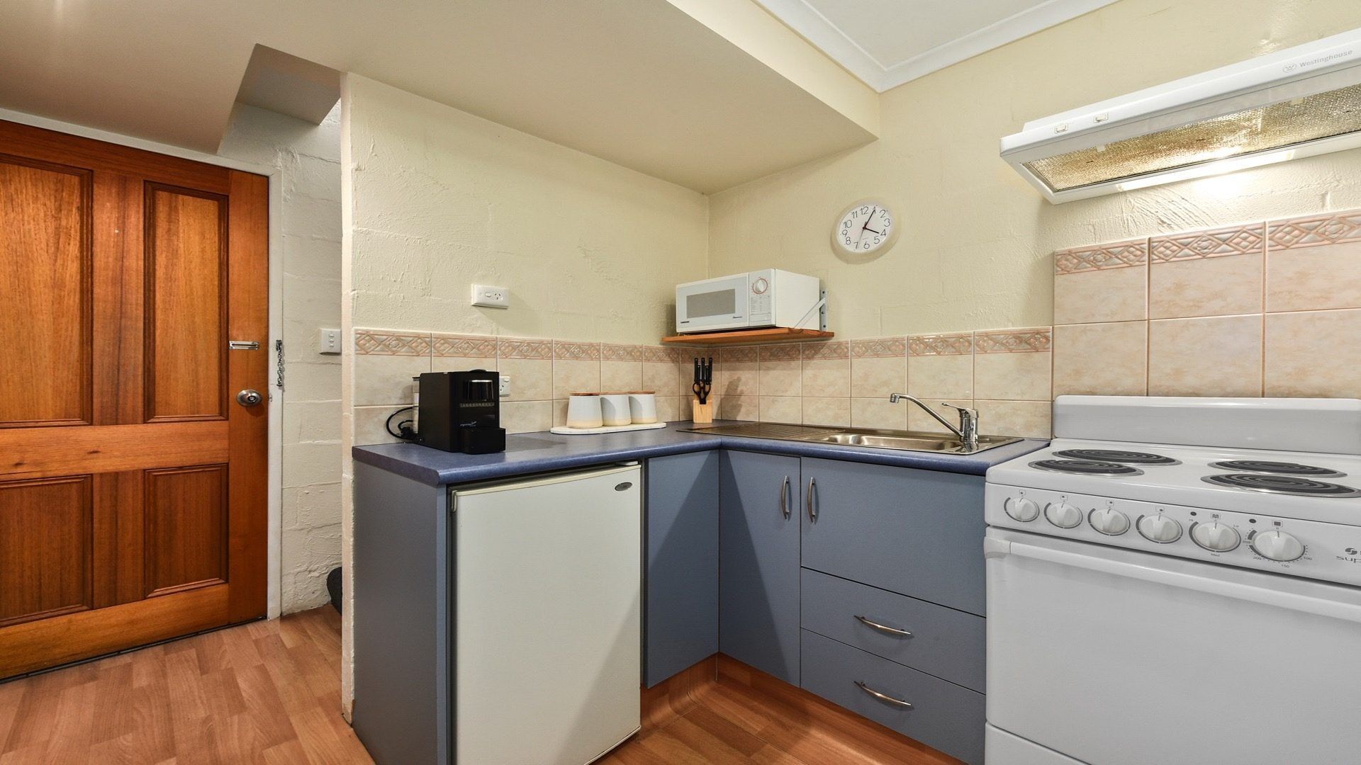 Short drive to the Launceston CBD — image 13