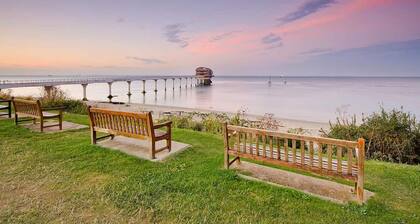 White Roses a dog friendly retreat for two