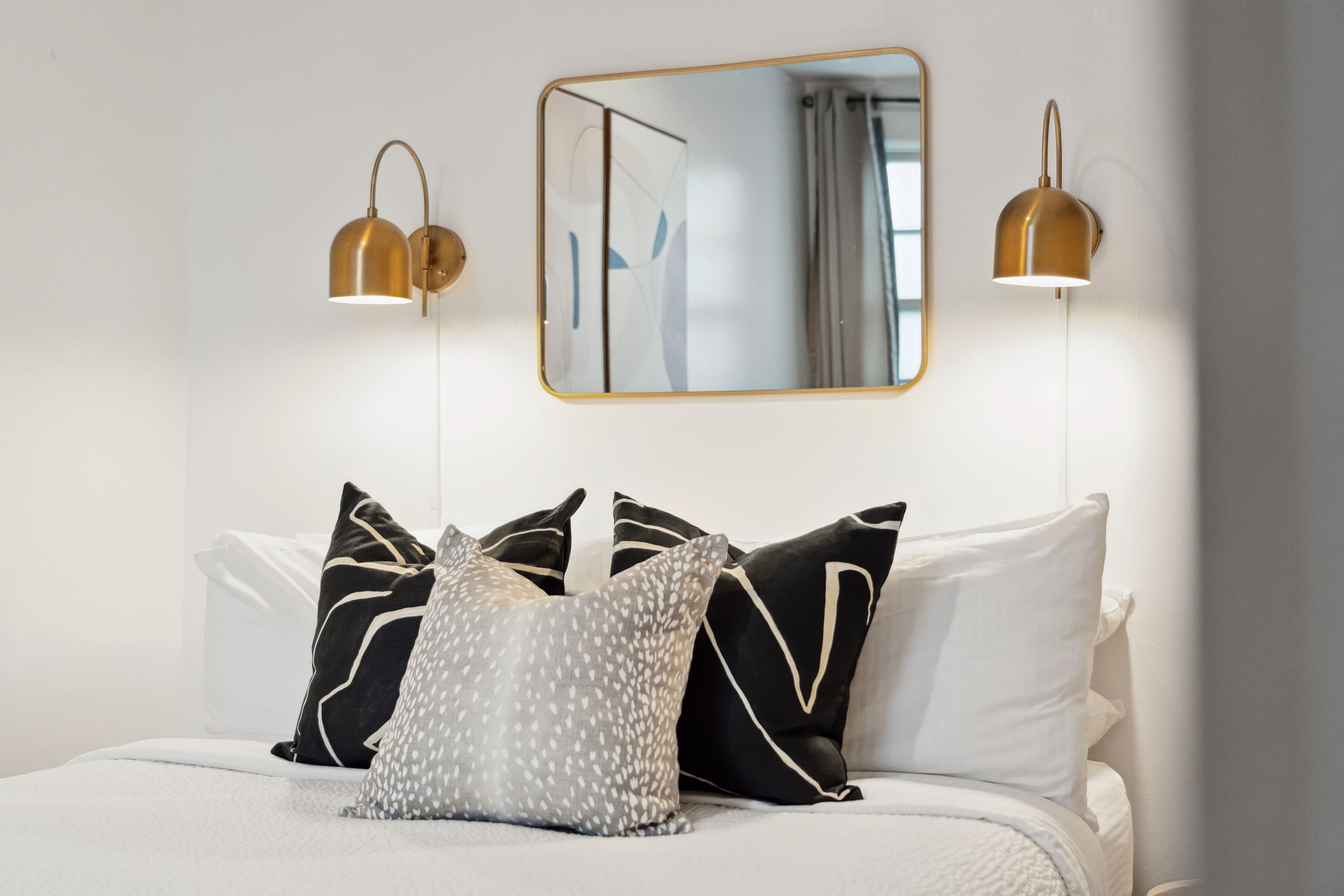 1 bedroom, iron/ironing board, travel crib, WiFi