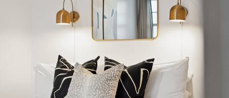 1 bedroom, iron/ironing board, travel cot, WiFi