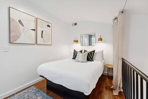 1 chambre, fer et planche à repasser, lit parapluie, Wi-Fi