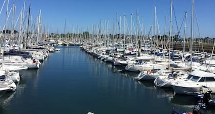 PORT CROUESTY apartment with pool