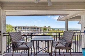 Outdoor dining - Stunning Ocean View! Just Steps from the Beach (Hilton Head Island)