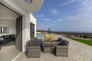 Villa | Terrace/patio - Greco Hilltop Views (Paralimni)