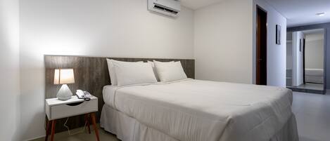Superior Room, City View | Minibar, desk, blackout curtains, soundproofing