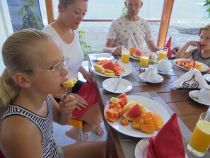 Desayuno inglés gratuito y diario