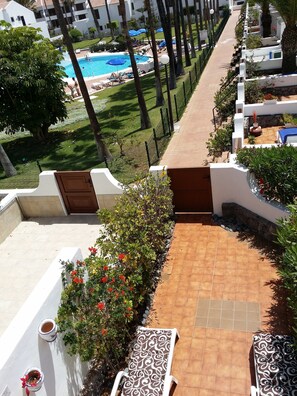 Property grounds - Duplex Parque Santiago 2 close to pool, sea + beach, central, Wifi, heated pool (Costa Adeje)