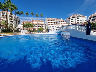 Duplex Parque Santiago 2 directamente en la piscina, mar + playa, central, WiFi, beh. piscina