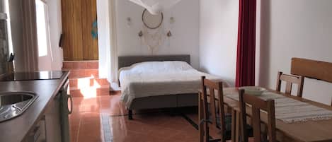 1 chambre, Wi-Fi, draps fournis