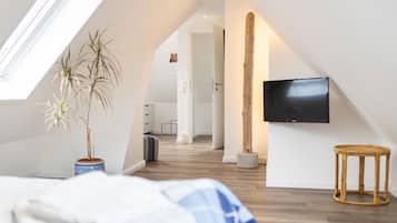 3 makuuhuonetta, silitysrauta/-lauta, ilmainen Wi-Fi, vuodevaatteet