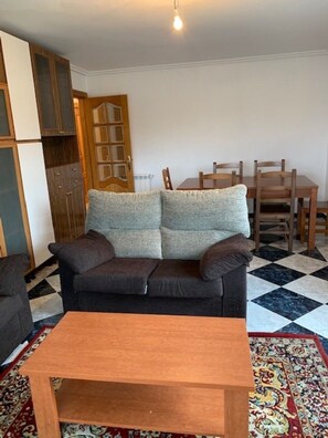 Living area - Upper floor housing (Verín)