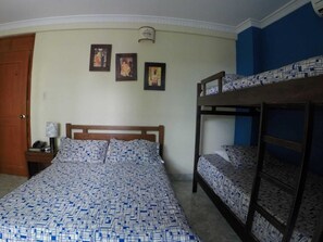 Basic Triple Room - Hotel Paisamar (Santa Marta)