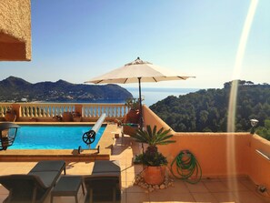 Outdoor pool, a heated pool - Vacation with postcard look (Canyamel)