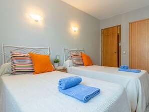 2 bedrooms