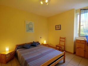 2 bedrooms, free WiFi