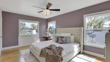 4 bedrooms, desk, iron/ironing board, WiFi