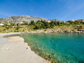 Beach nearby - Apartment Beba by Interhome (Karlobag)