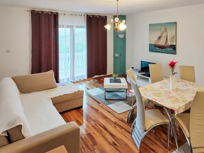 Flat-screen TV - Apartment Beba by Interhome (Karlobag)