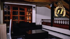 Pemandangan dari hartanah