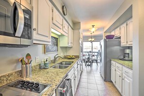 Oven, coffee/tea maker