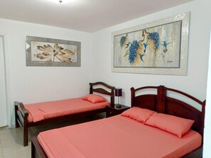 1 bedroom, WiFi, bed sheets