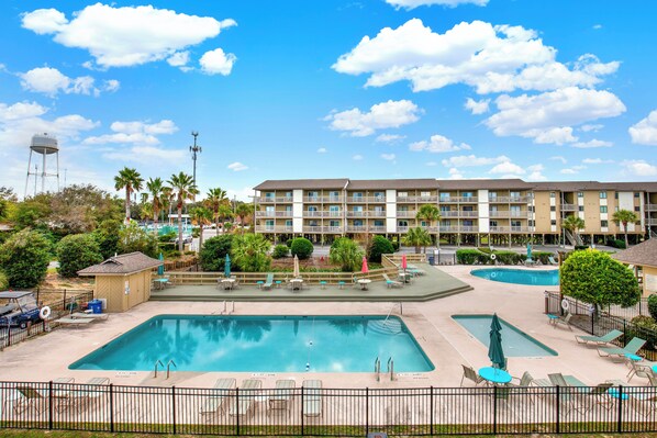 Outdoor pool - 2-bedroom 2 bath beach front condo, Unit 32A (Tybee Island)