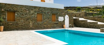 Villa Philoxenia - Imarkellis Boutique Villas