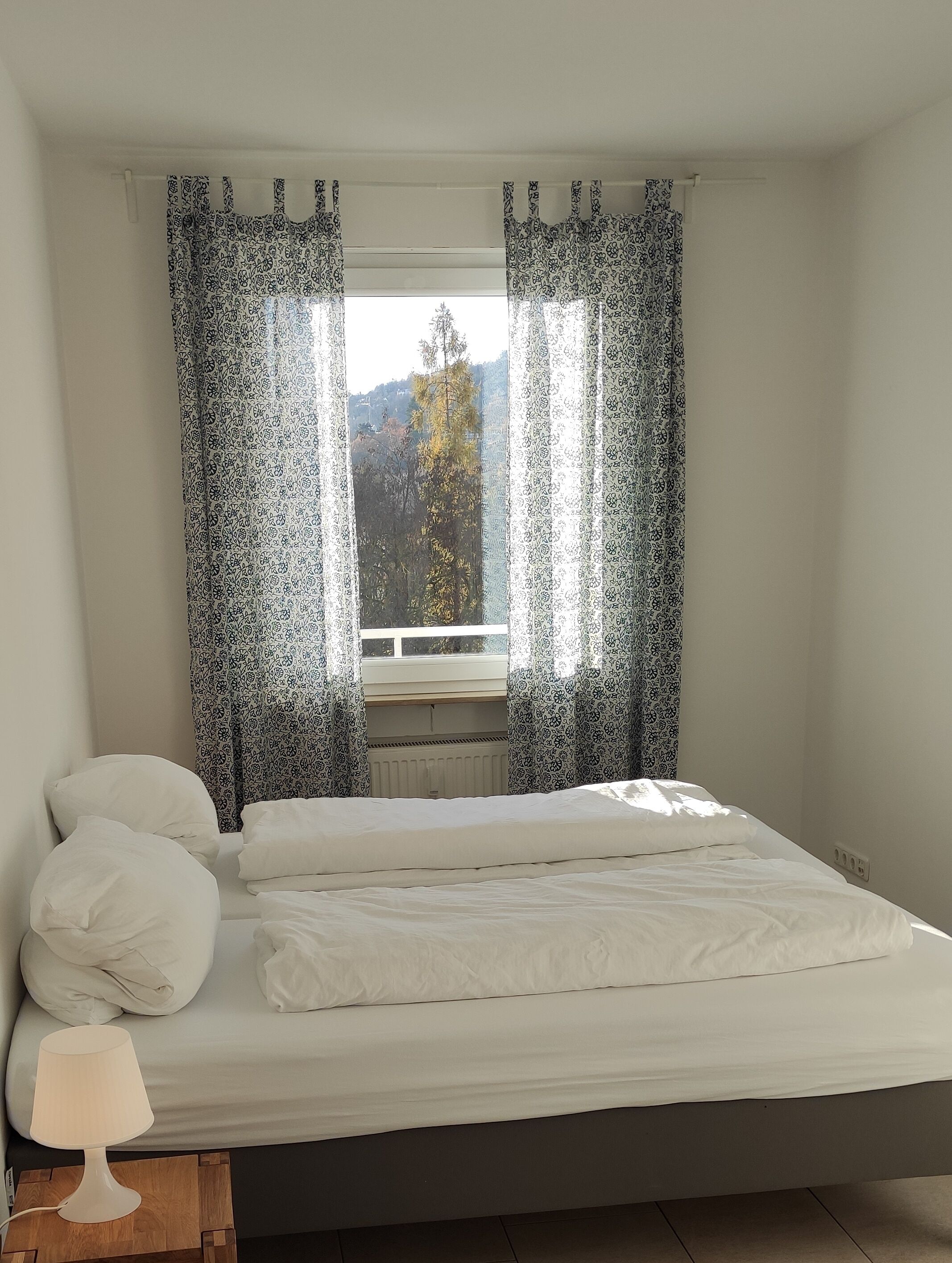 3 bedrooms, iron/ironing board, travel crib, free WiFi