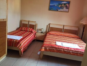 12 chambres, accès Internet