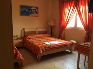 12 bedrooms, internet