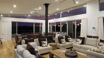 TV, fireplace, music library, stereo