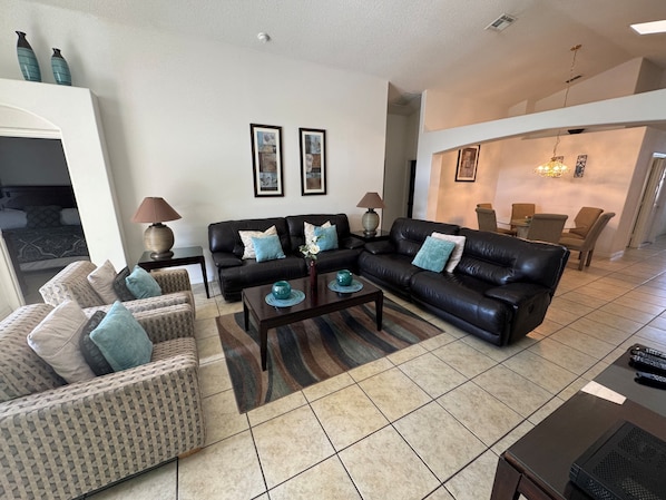 Villa, Multiple Beds, Pool Access, Pool View (Daisy's Den) | Living area