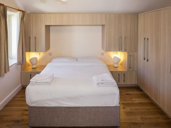 1 quarto, ferros/tábuas de passar roupa, acesso de cortesia à internet