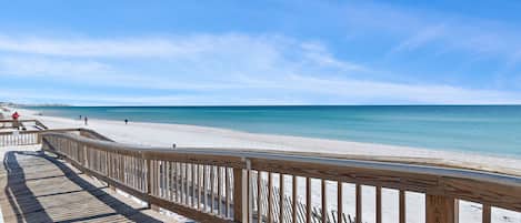 Accommodatie ligt op het strand