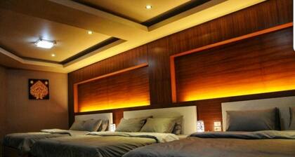 Thai Lanna Modern Style: PimLanna Modern Chiang Mai
